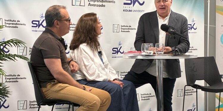 El Instituto de Emprendimiento Avanzado presenta Apolonia Producciones